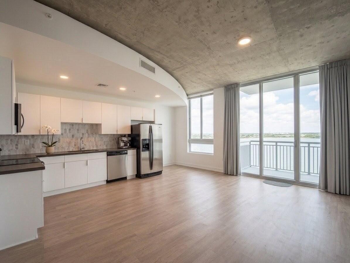 300 S Australian Avenue # 809, West Palm Beach FL 33401 photo 2