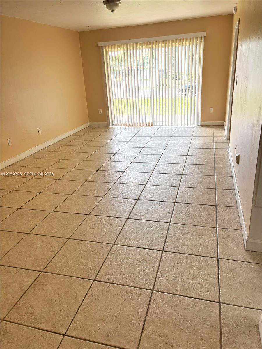 7410 SW 82nd St # K103, Miami FL 33143 photo 5