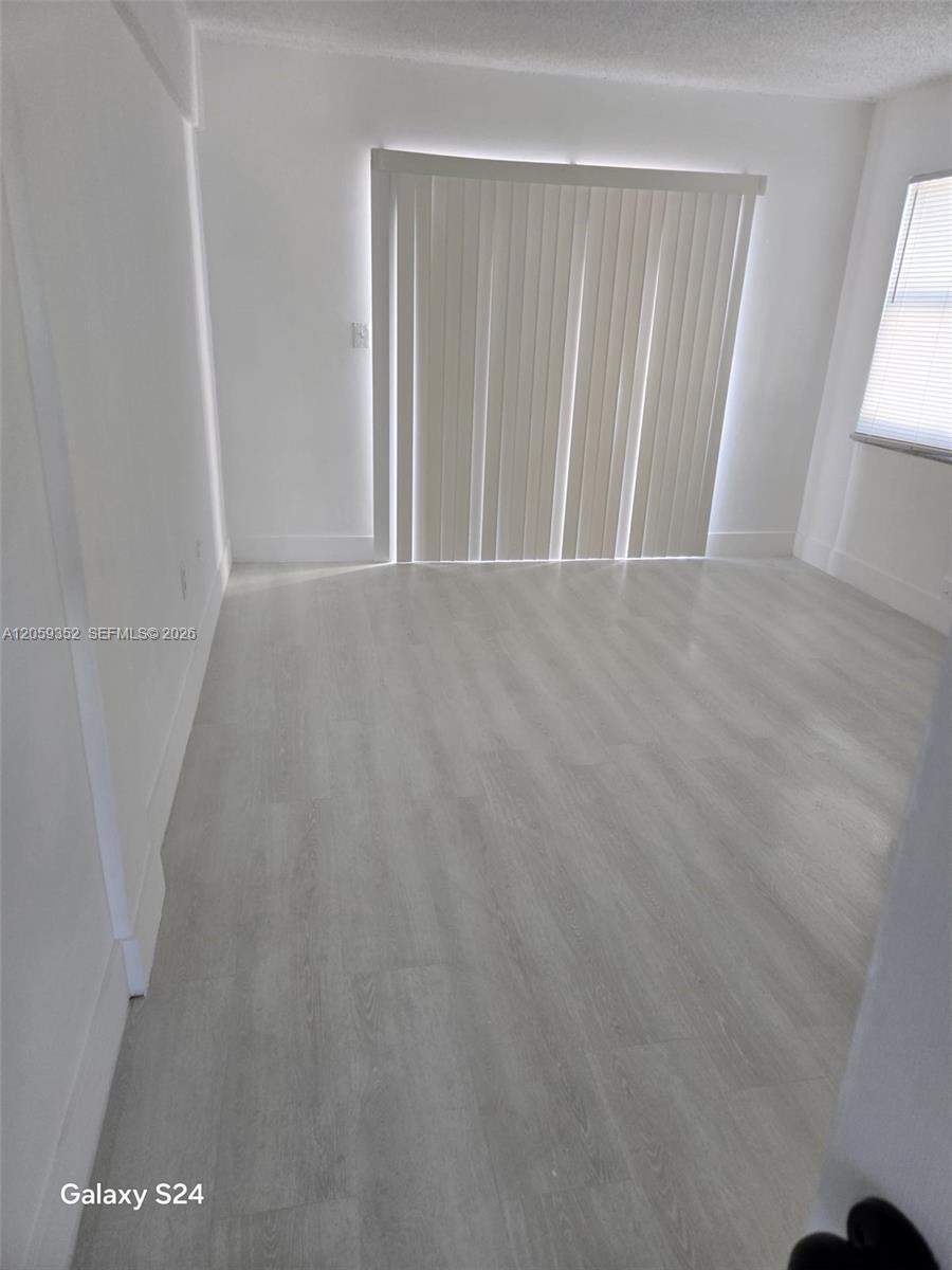 1000 W 28 St # 17, Hialeah FL 33010 photo 4