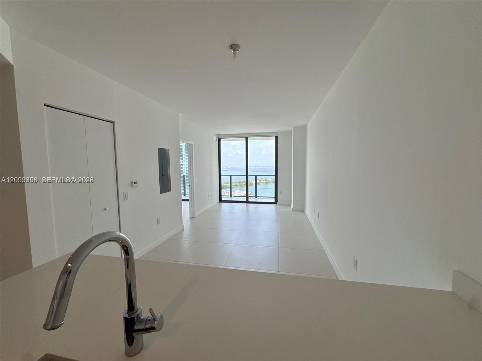 501 NE 31st St # 2005, Miami FL 33137 photo 4