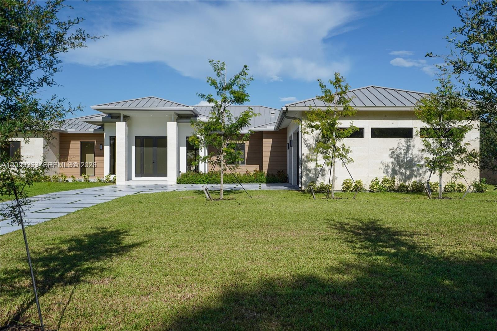 27505 SW 172nd Ave, Homestead FL 33031 photo 2