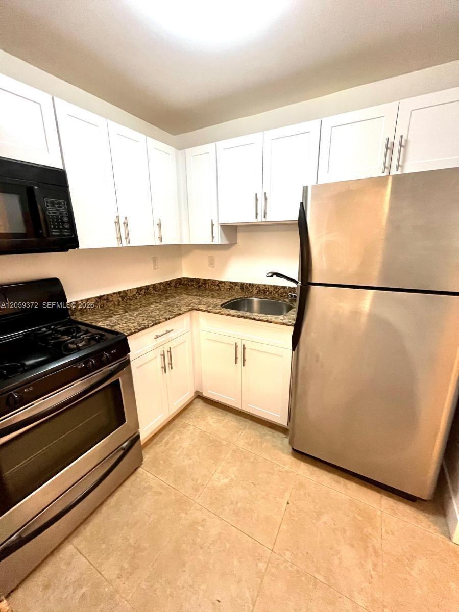 14500 SW 88th Ave # 119, Palmetto Bay FL 33176 photo 2
