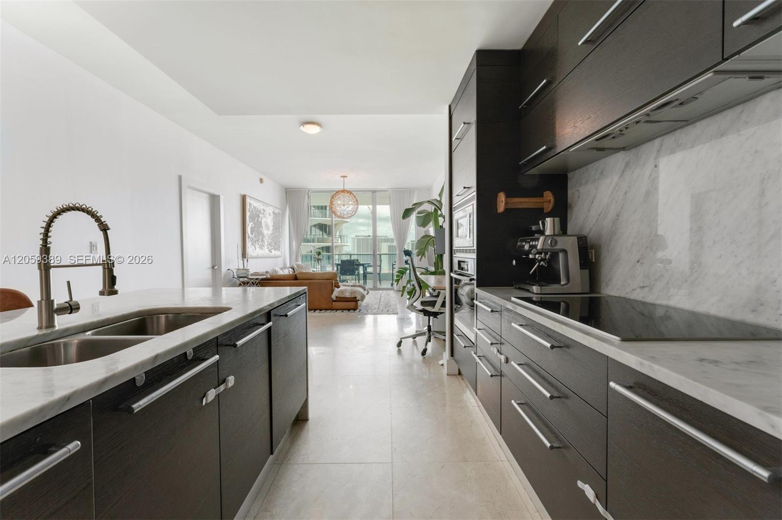 900 Biscayne Blvd # 2708, Miami FL 33132 photo 2