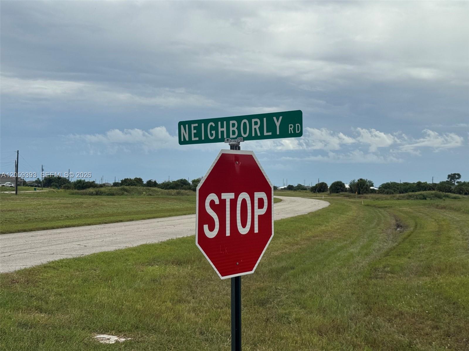 360 Neighborly Rd, La Belle FL 33935 photo 4