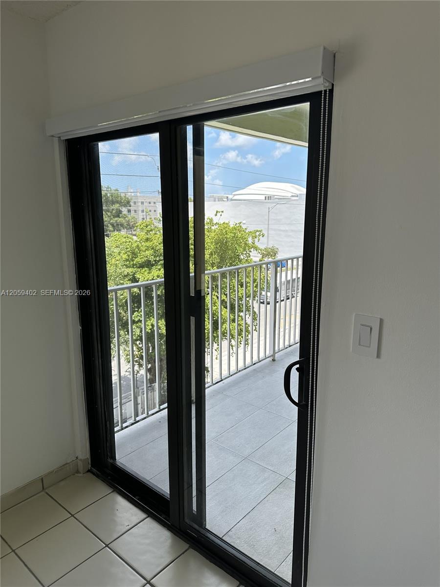 2046 W Flagler St # 409, Miami FL 33135 photo 5