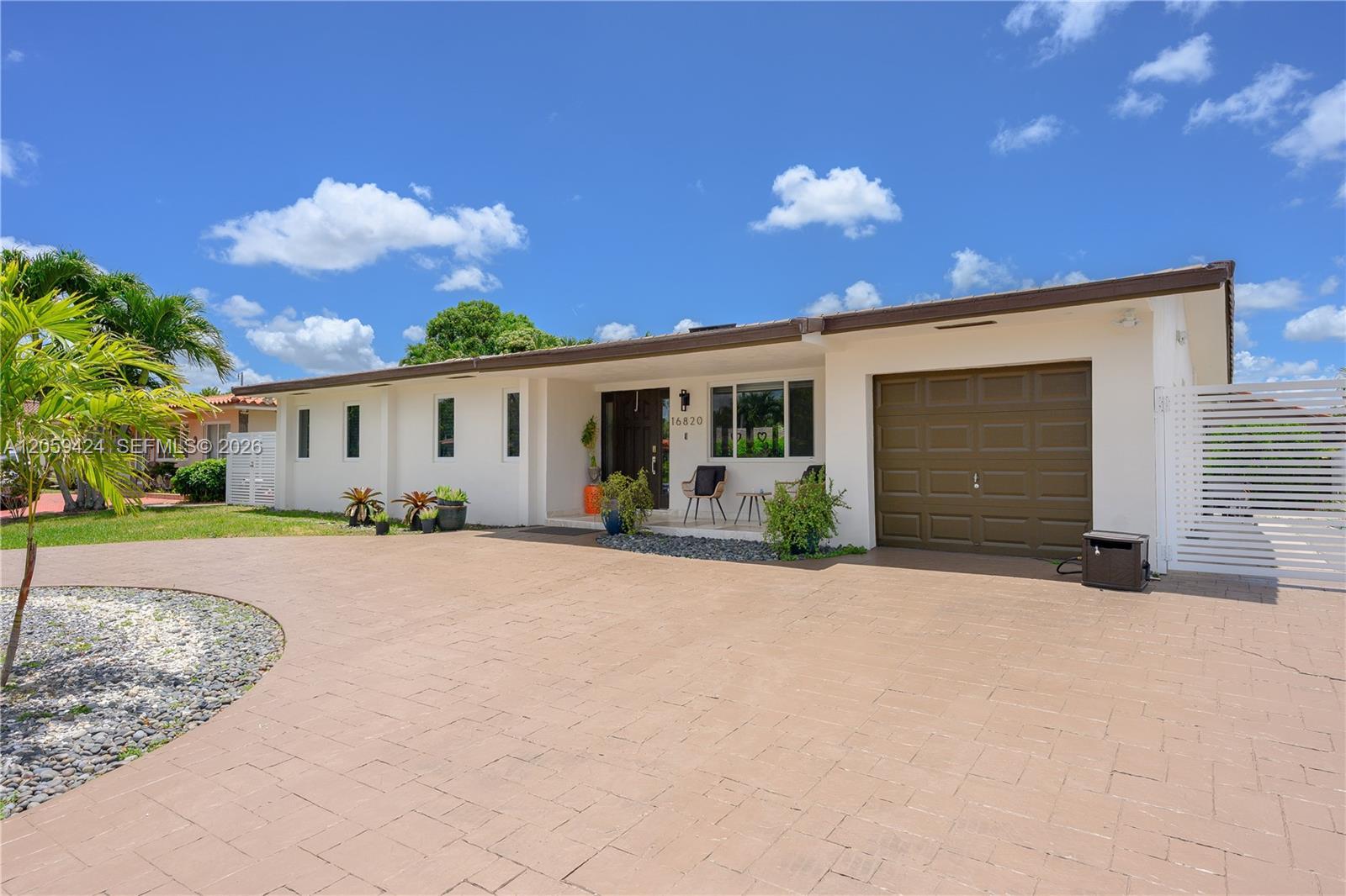 16820 NW 74th Ave, Hialeah FL 33015