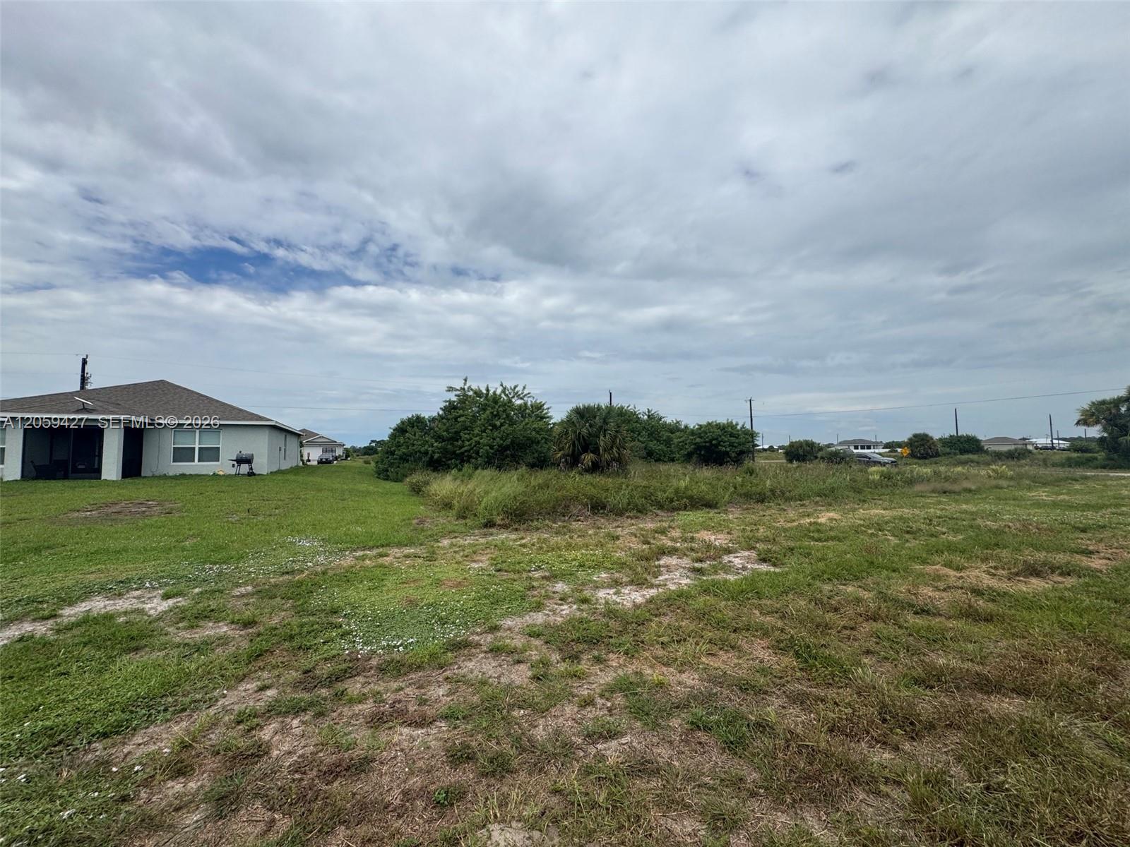 501 Ella Jean Pl, La Belle FL 33935 photo 2