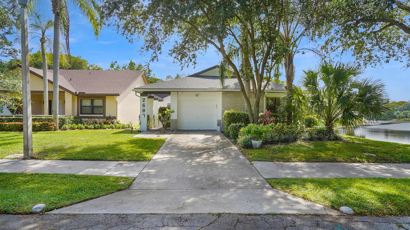 2687 BLUE SAGE Avenue, Coconut Creek FL 33063 photo 2