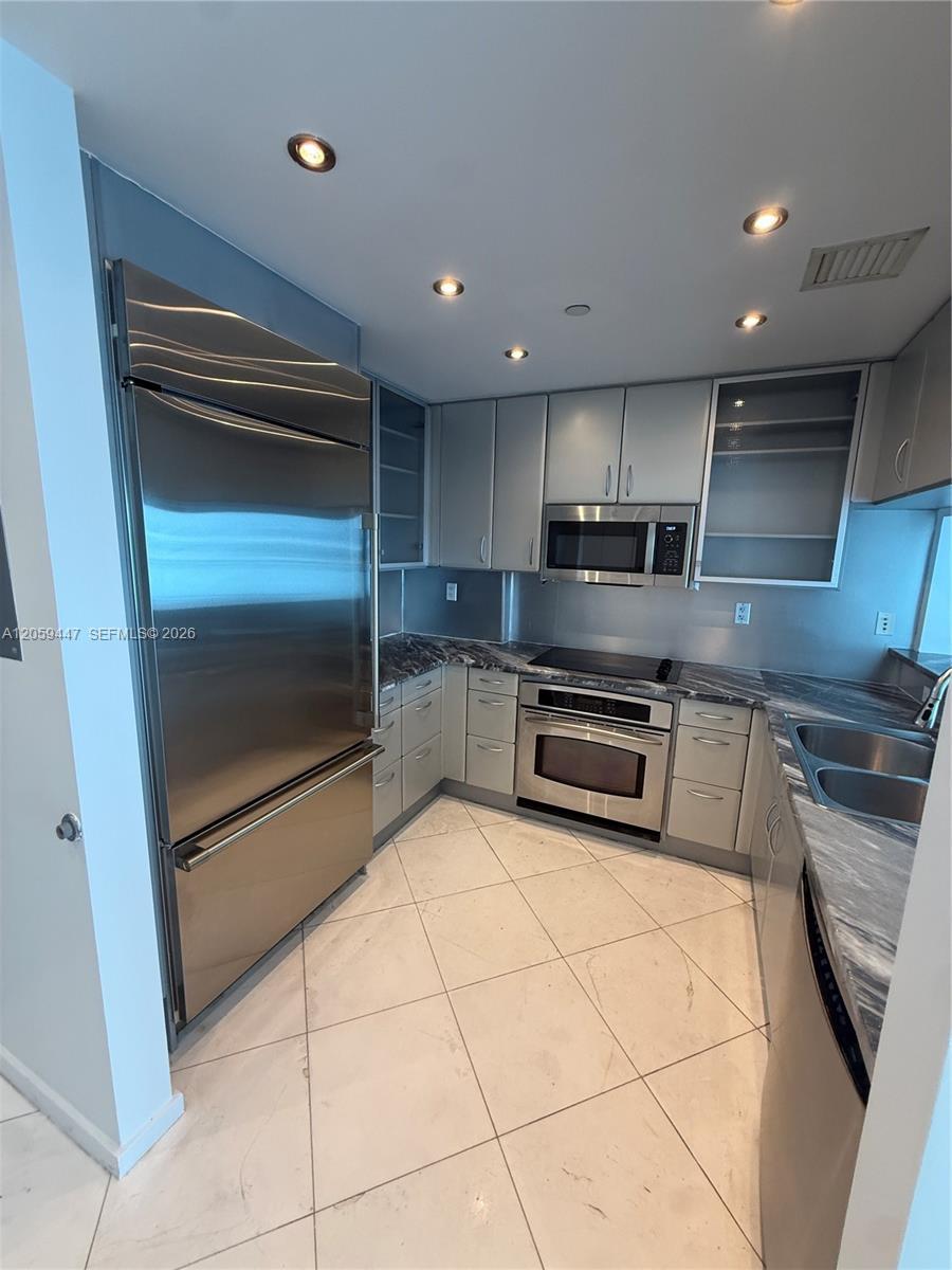 540 West Ave # 1013, Miami Beach FL 33139 photo 4