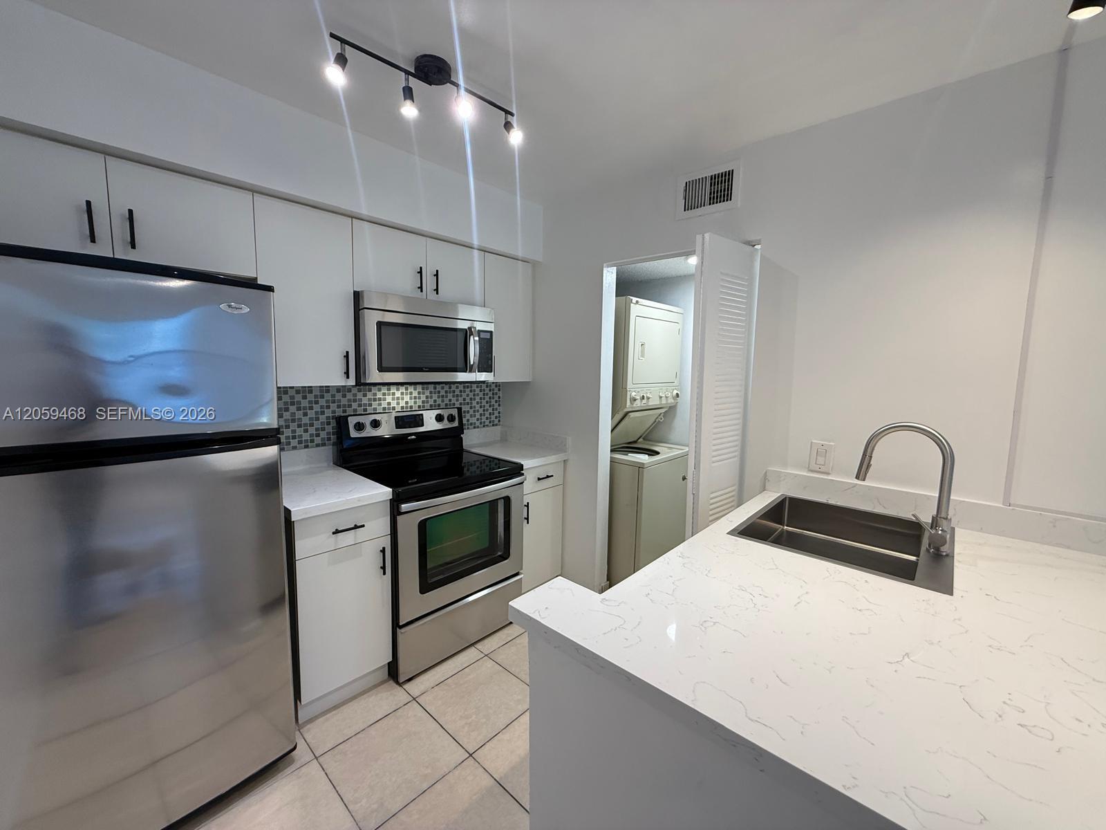 540 S Park Road # 9, Hollywood FL 33021 photo 4