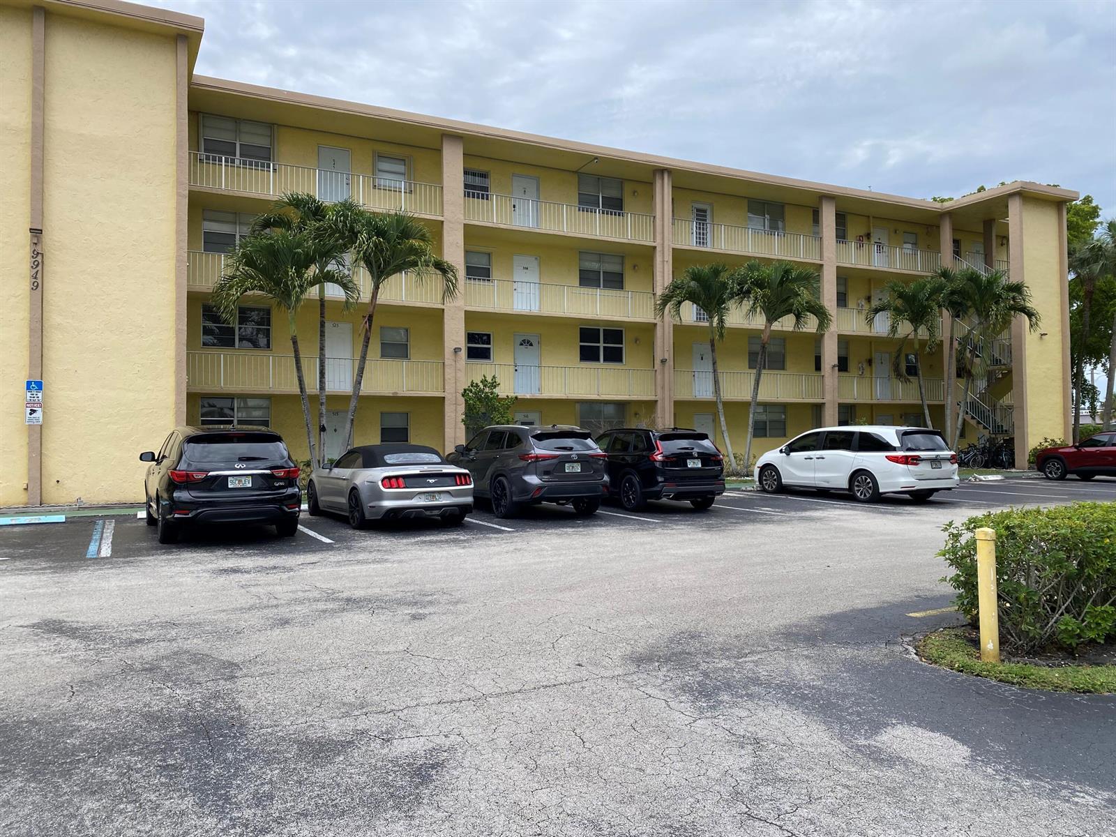 9949 Sandalfoot Boulevard # 529, Boca Raton FL 33428 photo 2