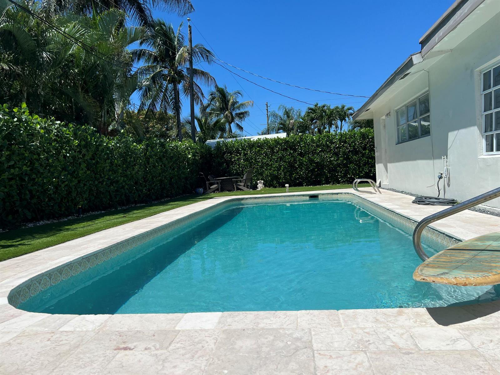 1072 SW 25TH Avenue, Boynton Beach FL 33426 photo 2