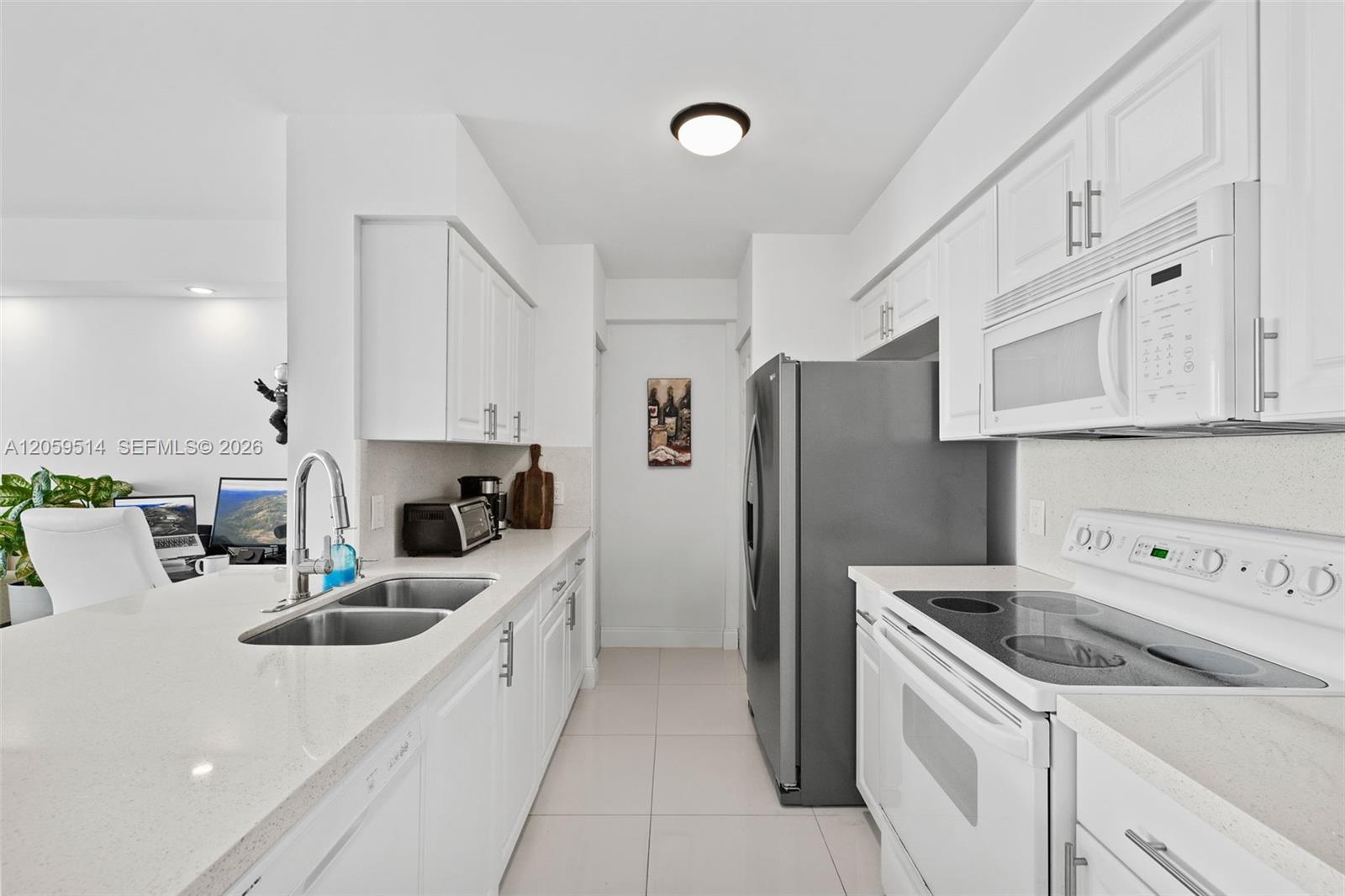 1155 Brickell Bay Dr # 2005, Miami FL 33131 photo 5
