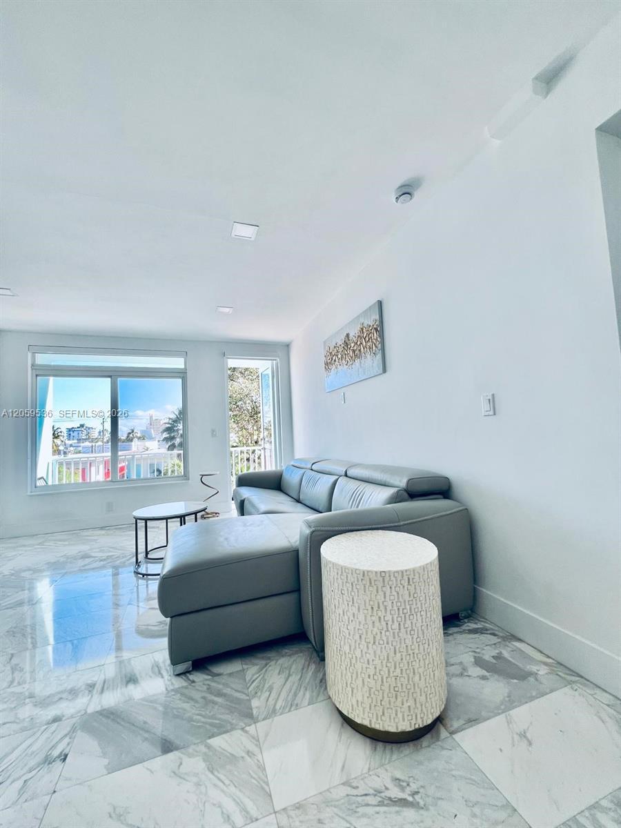 1150 Euclid Ave # 306, Miami Beach FL 33139 photo 4