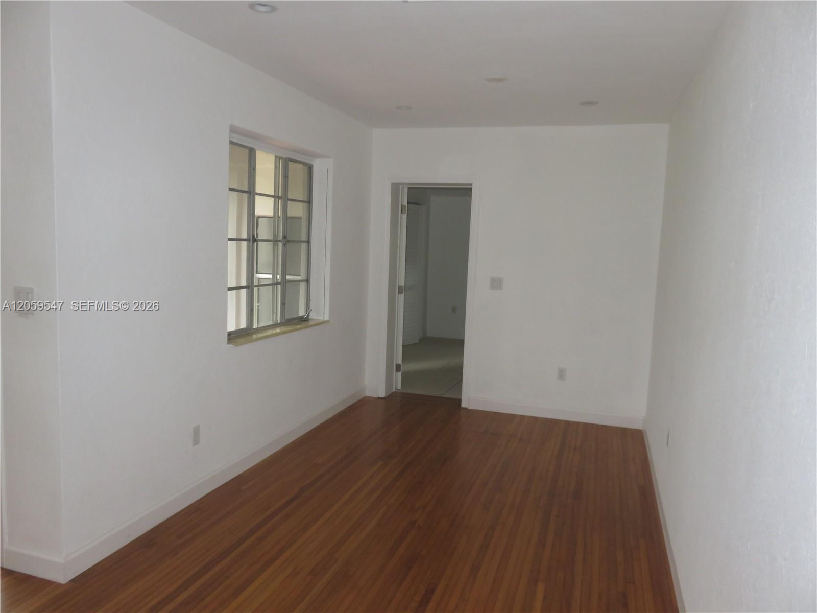 5801 SW 28 ST, Miami FL 33155 photo 3
