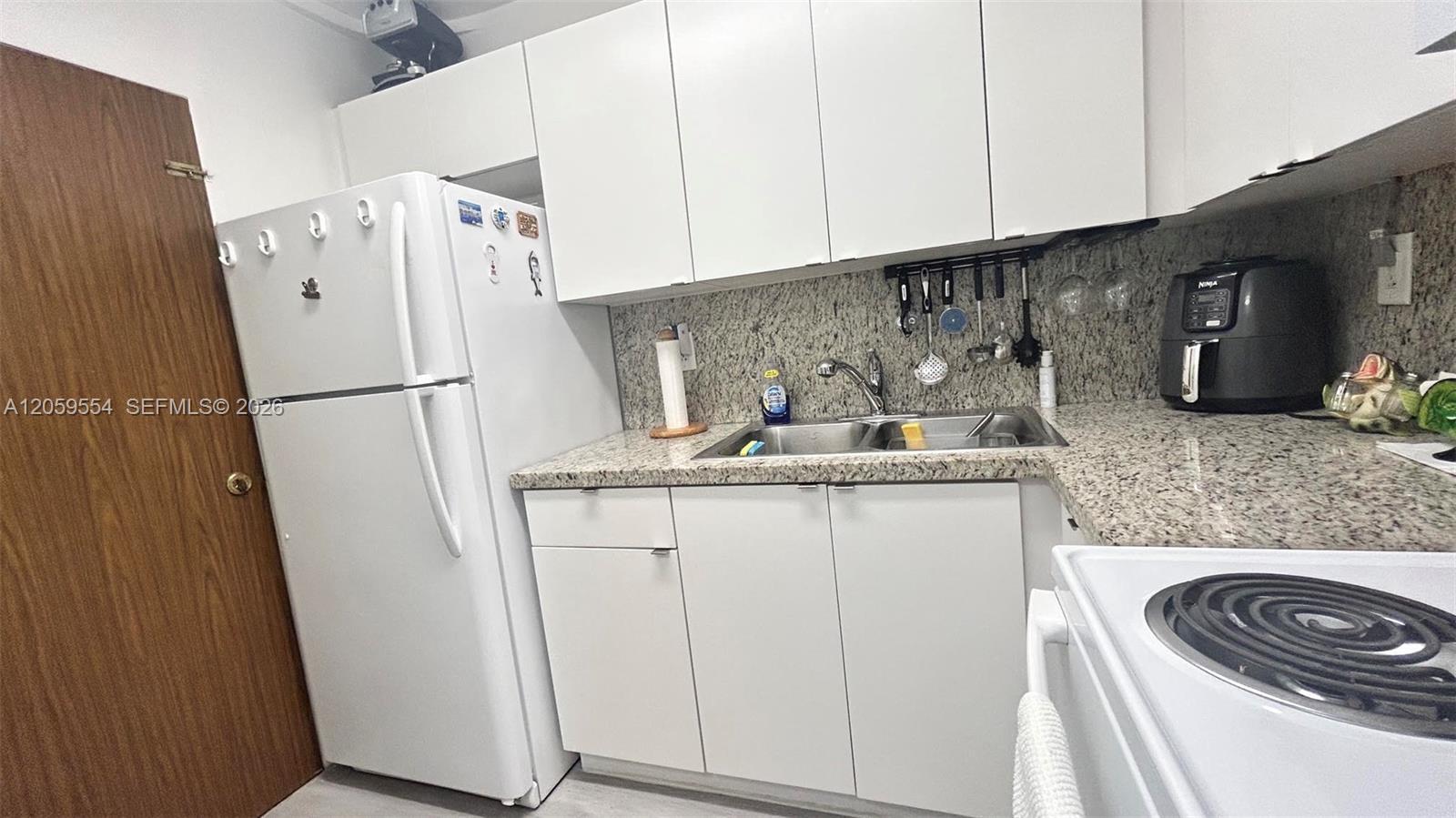 2899 Collins Ave # 450, Miami Beach FL 33140 photo 5