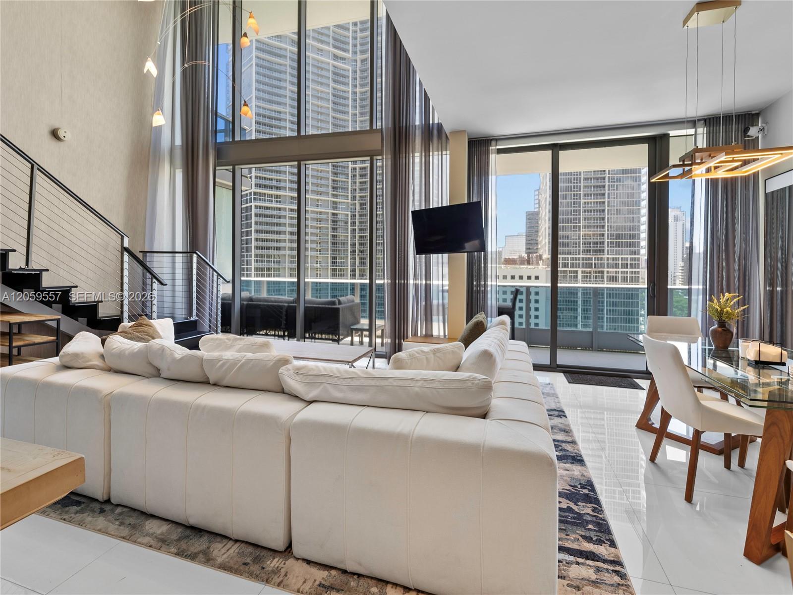 200 Biscayne Boulevard Way # 1407, Miami FL 33131 photo 2