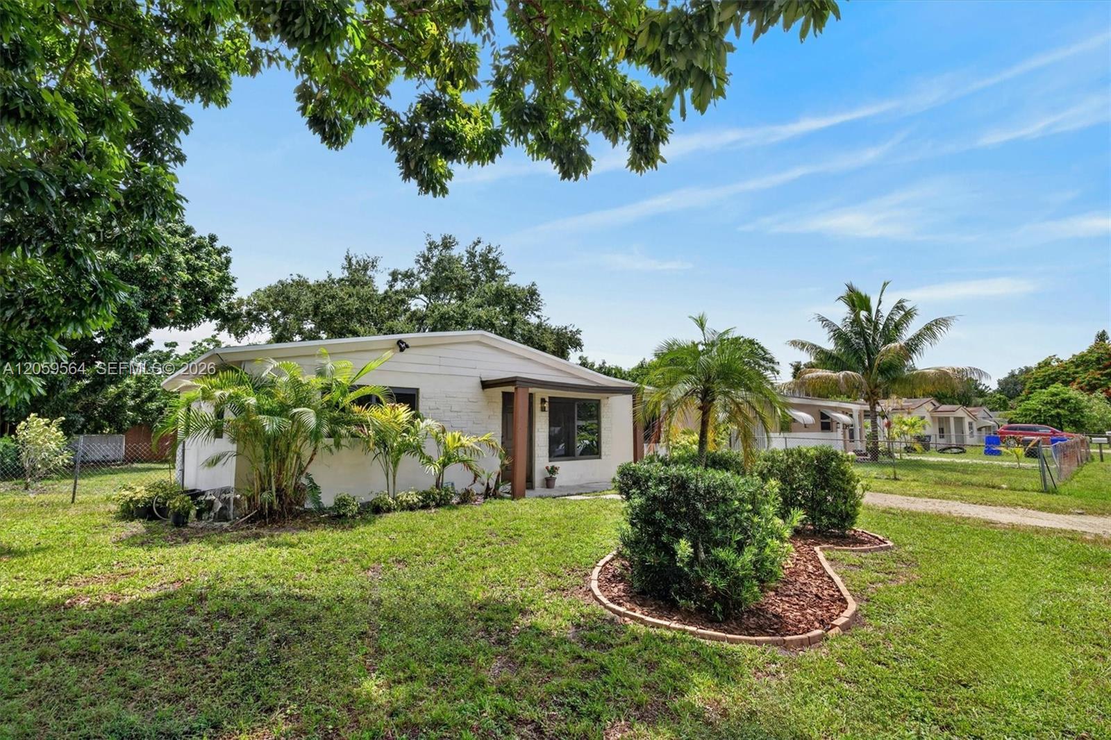 5626 Raleigh St, Hollywood FL 33021 photo 3
