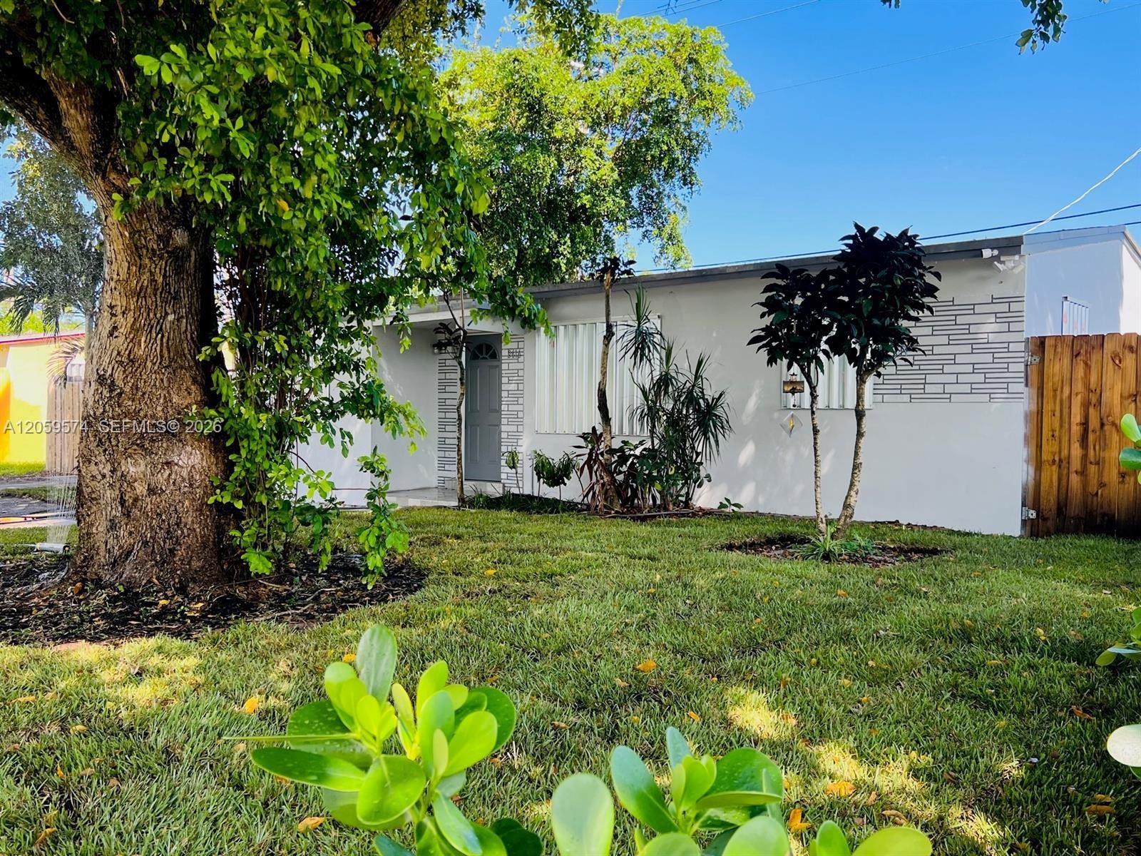 2616 NE 12th Ter, Pompano Beach FL 33064 photo 3