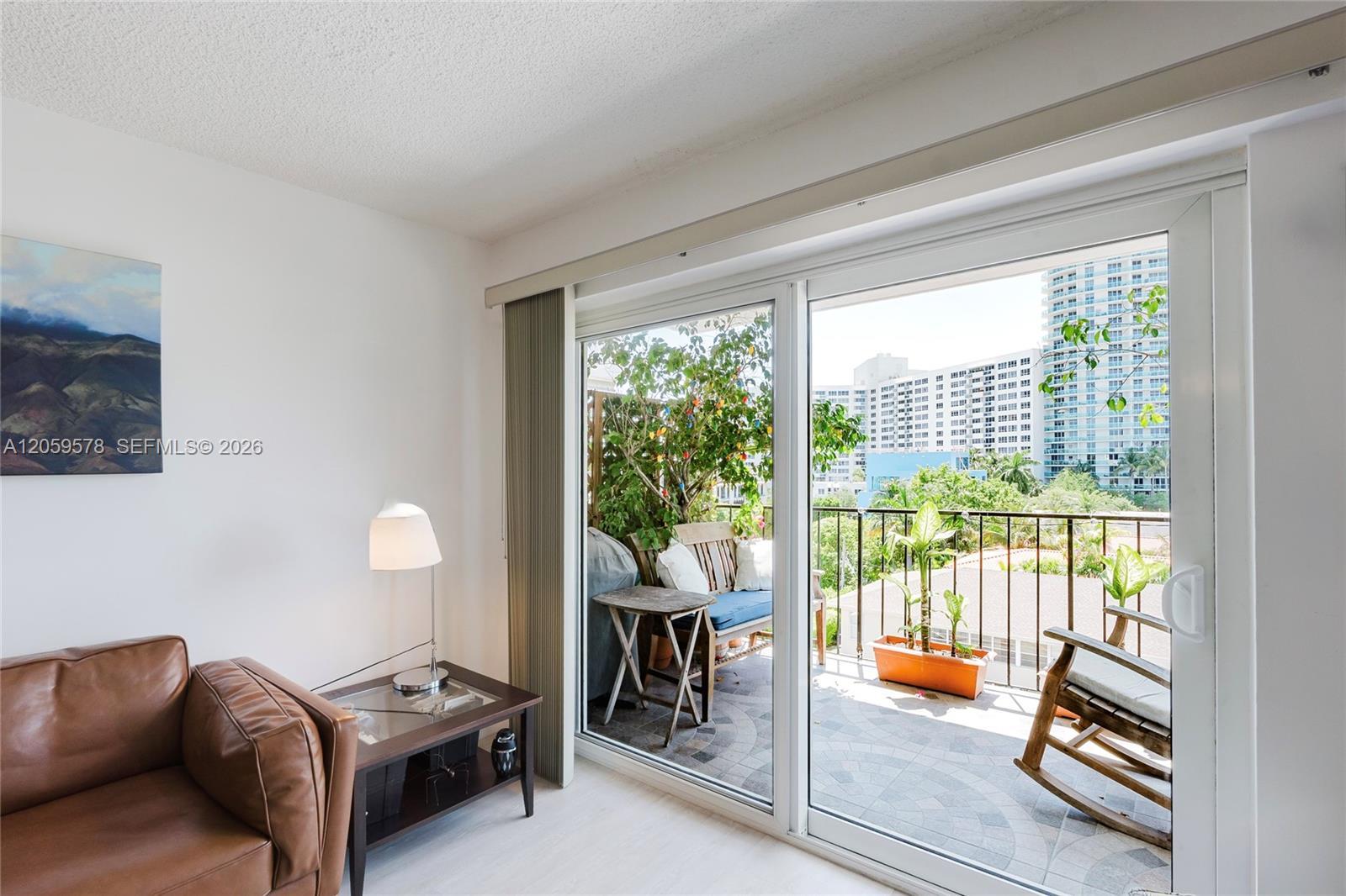 Miami Beach, FL