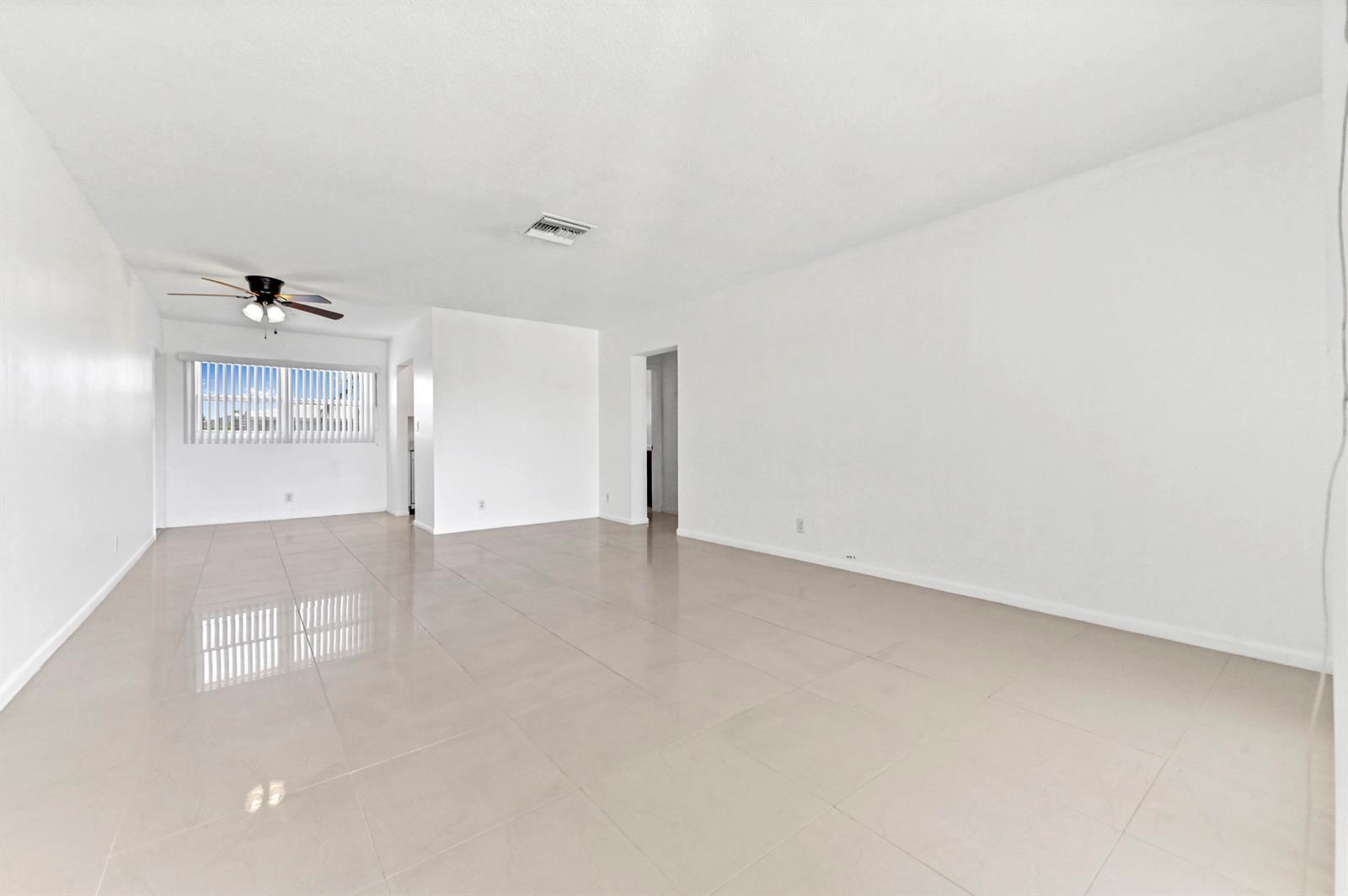2755 NE 28th Avenue # 1, Lighthouse Point FL 33064 photo 2