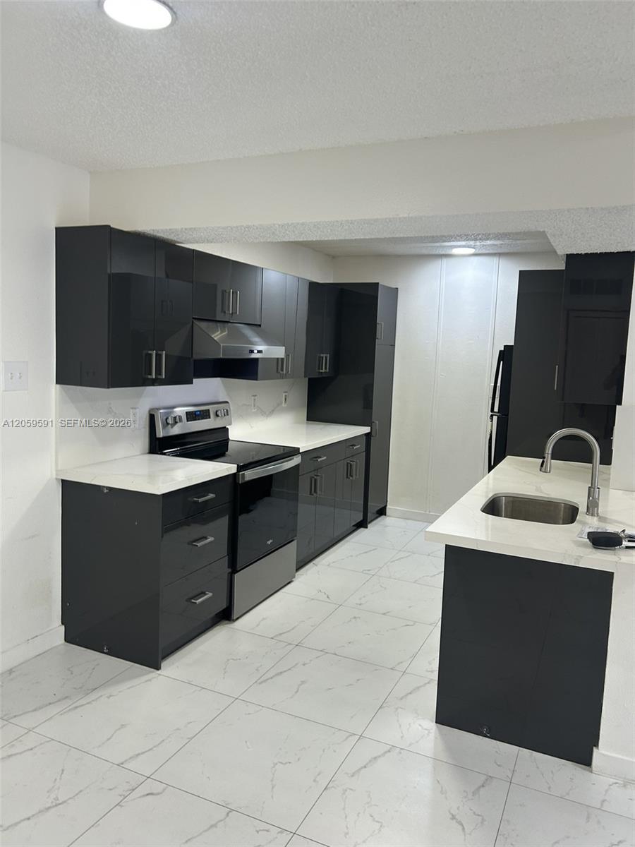 Miami, FL 33196 photo 5
