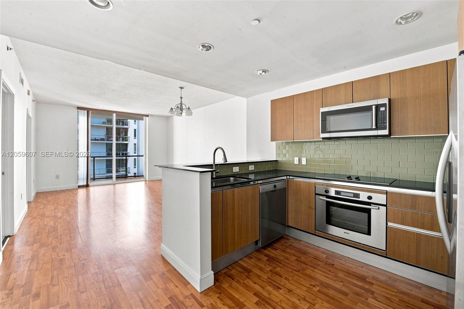 1060 Brickell Avenue # 2315, Miami FL 33131 photo 2