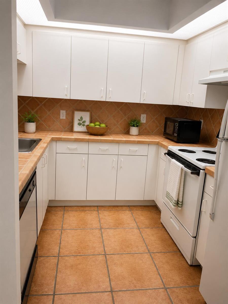 13105 SW 16th Court # 310L, Pembroke Pines FL 33027