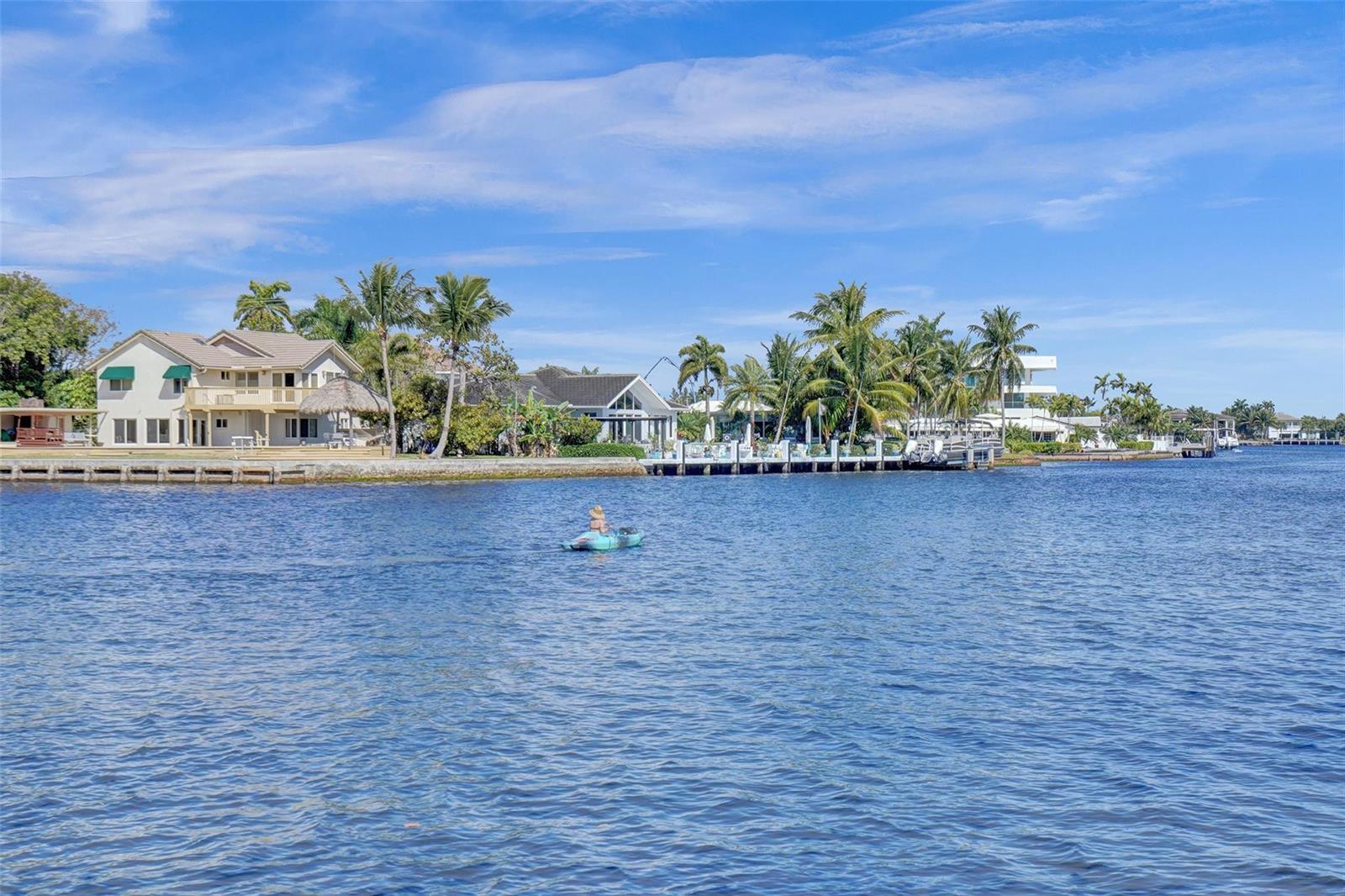1325 MIDDLE RIVER Drive, Fort Lauderdale FL 33304 photo 4