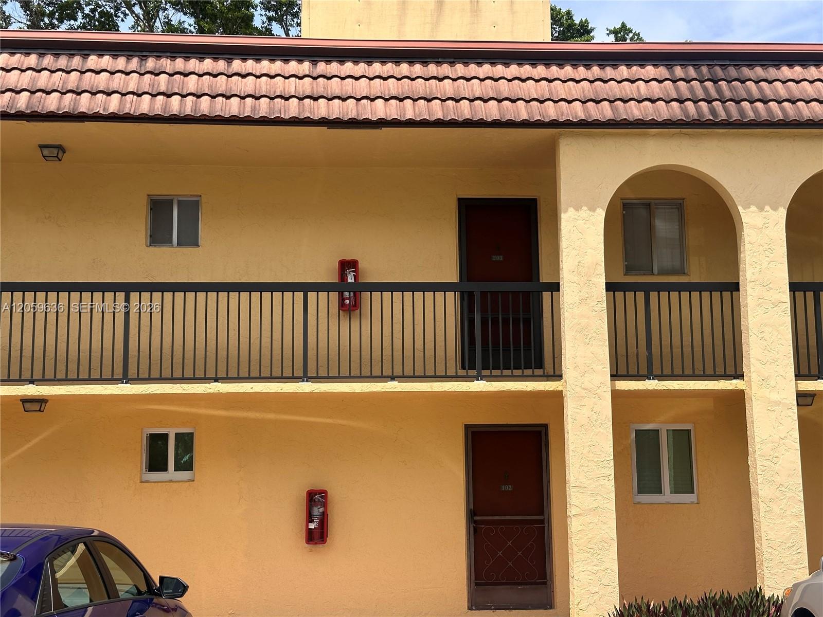 818 SW 9th Street Cir # 203, Boca Raton FL 33486 photo 2