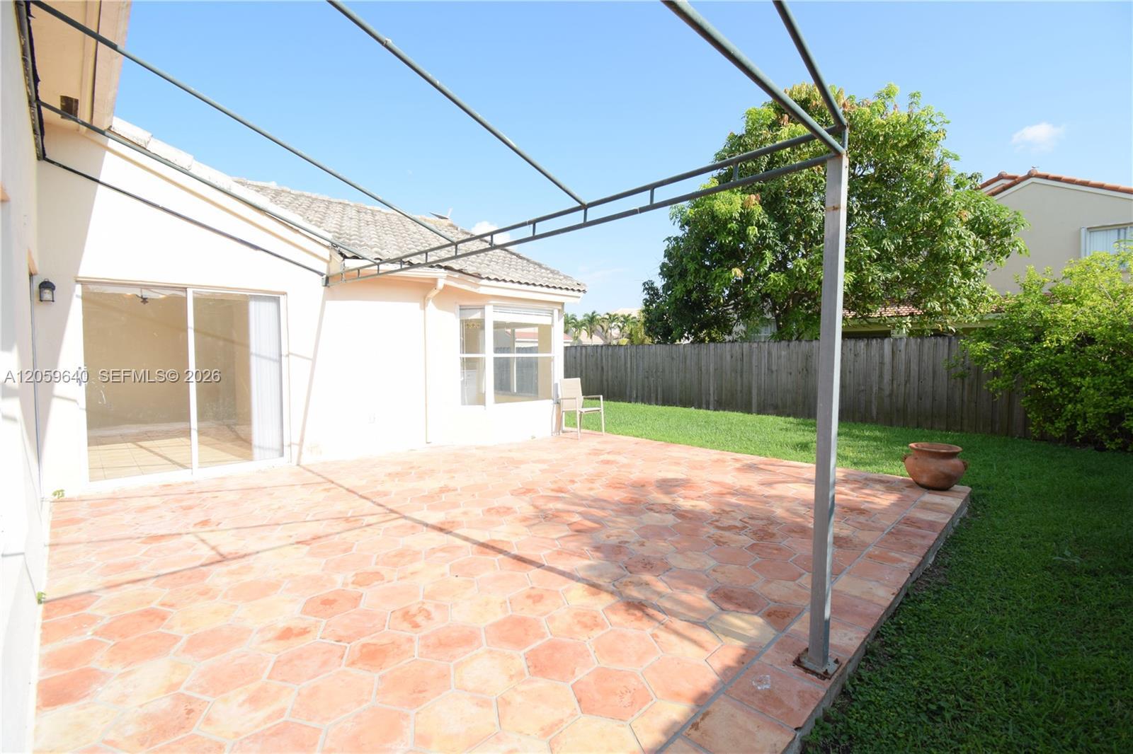 15860 SW 77th St, Miami FL 33193 photo 5