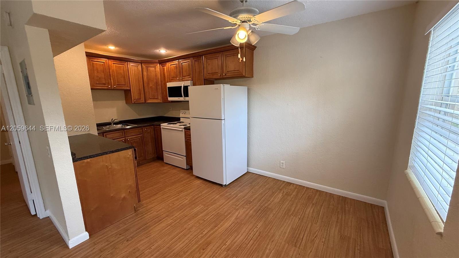 1310 NE 14th Ave # 4, Fort Lauderdale FL 33304 photo 3