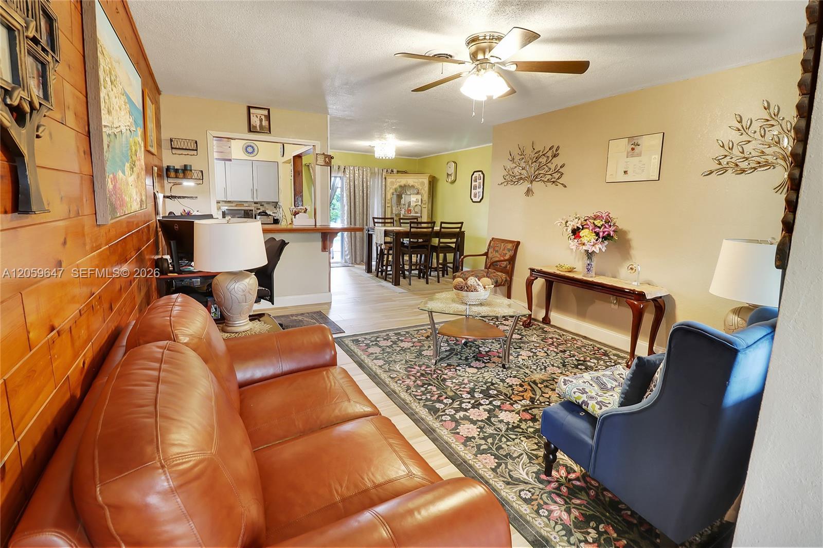5921 NW 15th St, Sunrise FL 33313 photo 4