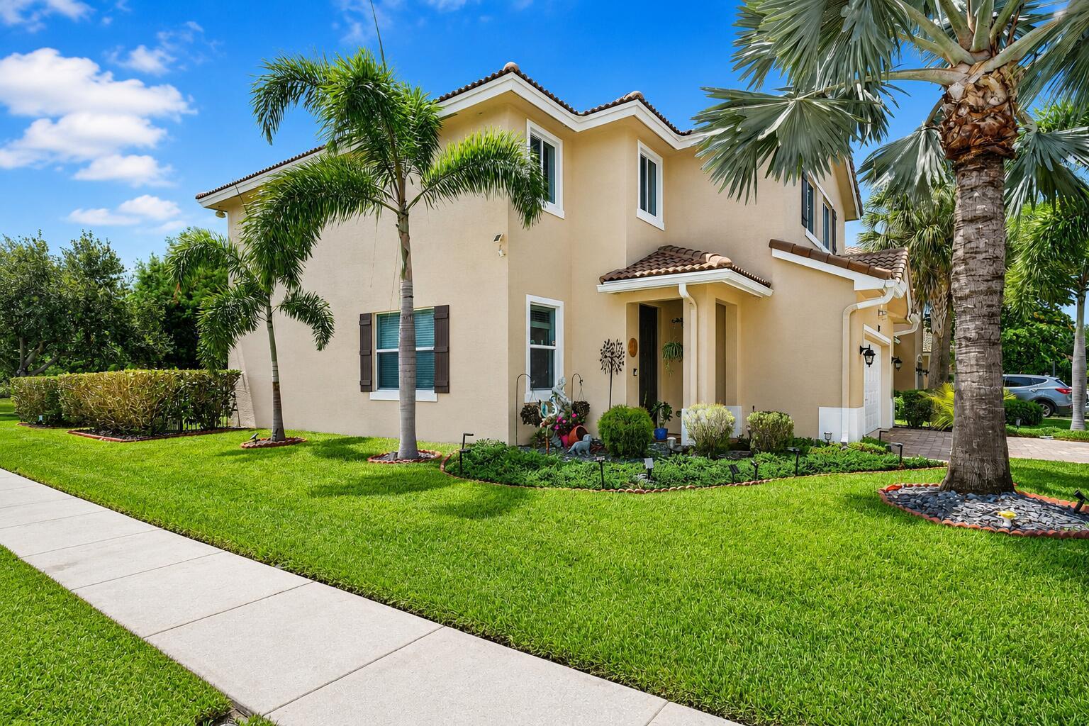 5652 Caranday Palm Drive, FL 33463 photo 2