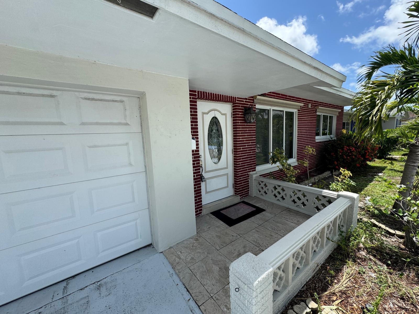 4717 NW 49TH Place, Tamarac FL 33319