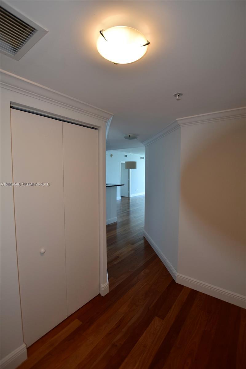 335 S Biscayne Blvd # 4112, Miami FL 33131 photo 3