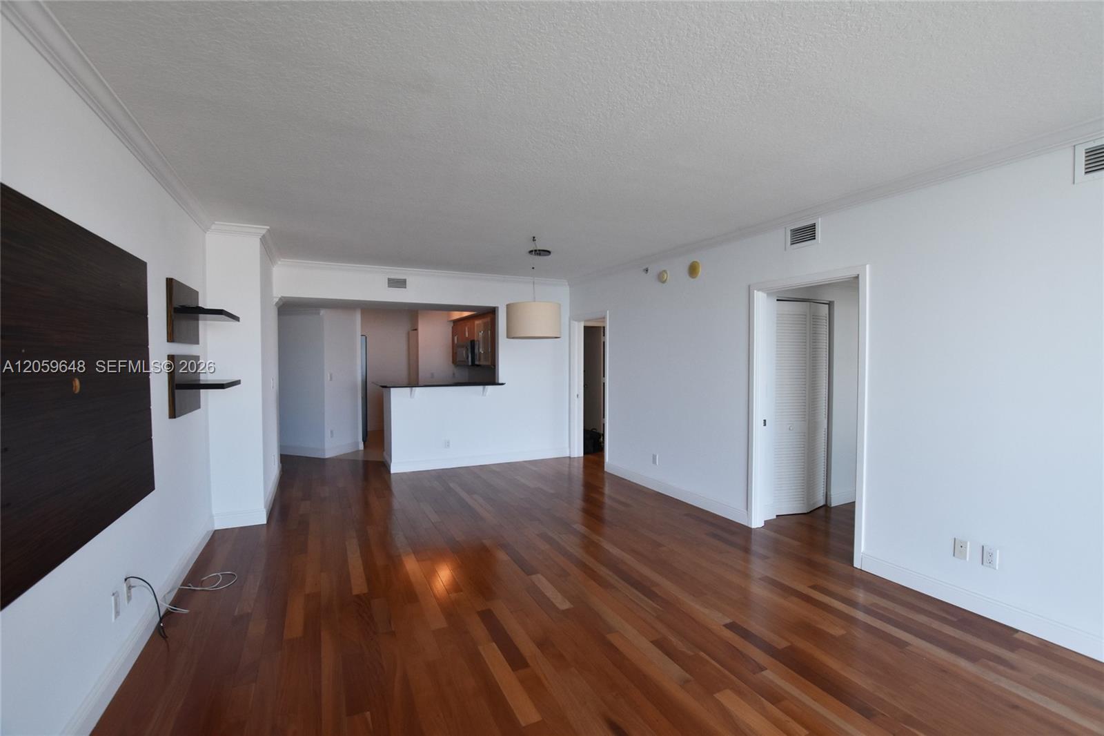 335 S Biscayne Blvd # 4112, Miami FL 33131 photo 4