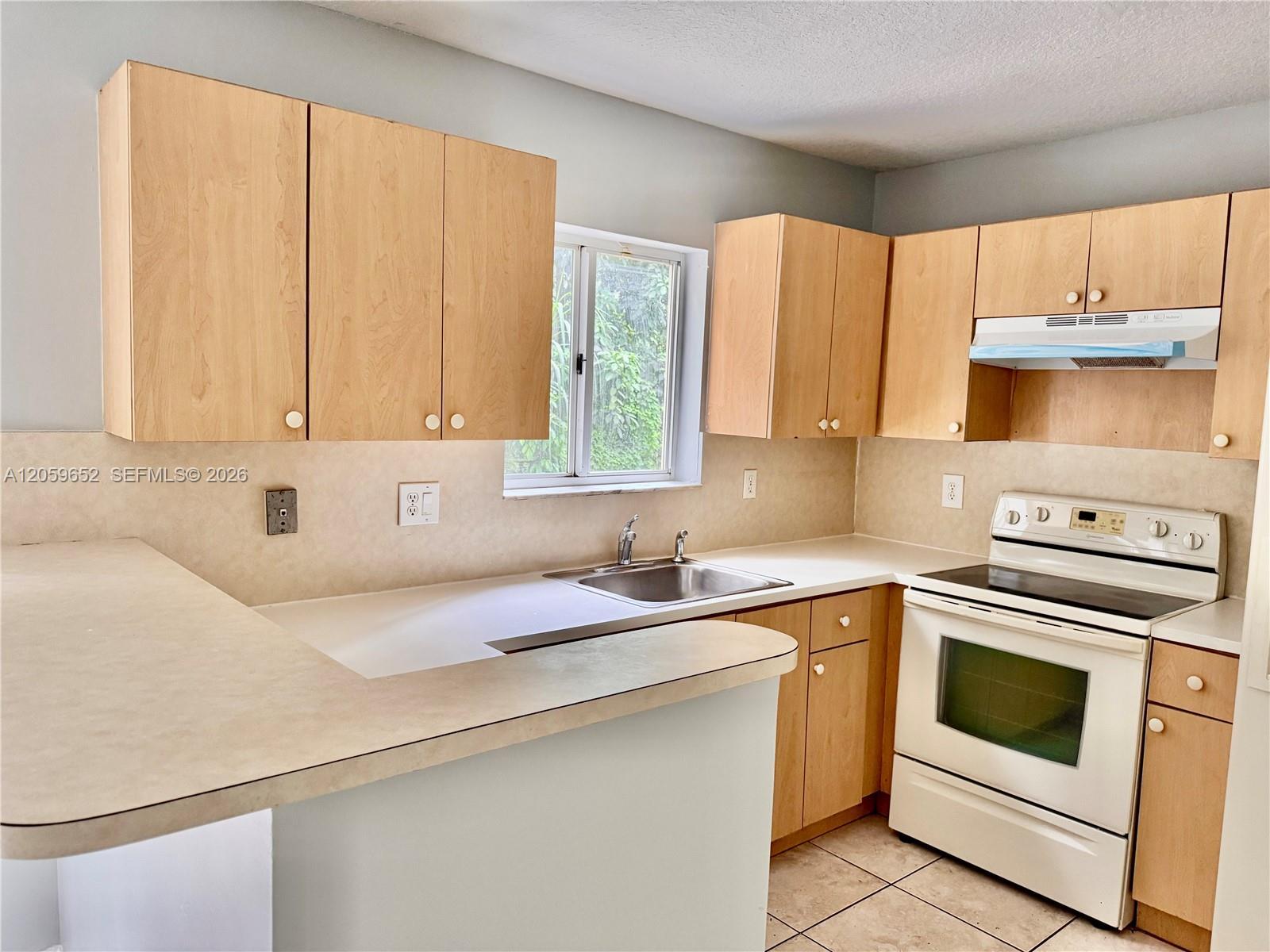 1250 SE 31st Ct # 33, Homestead FL 33035 photo 3