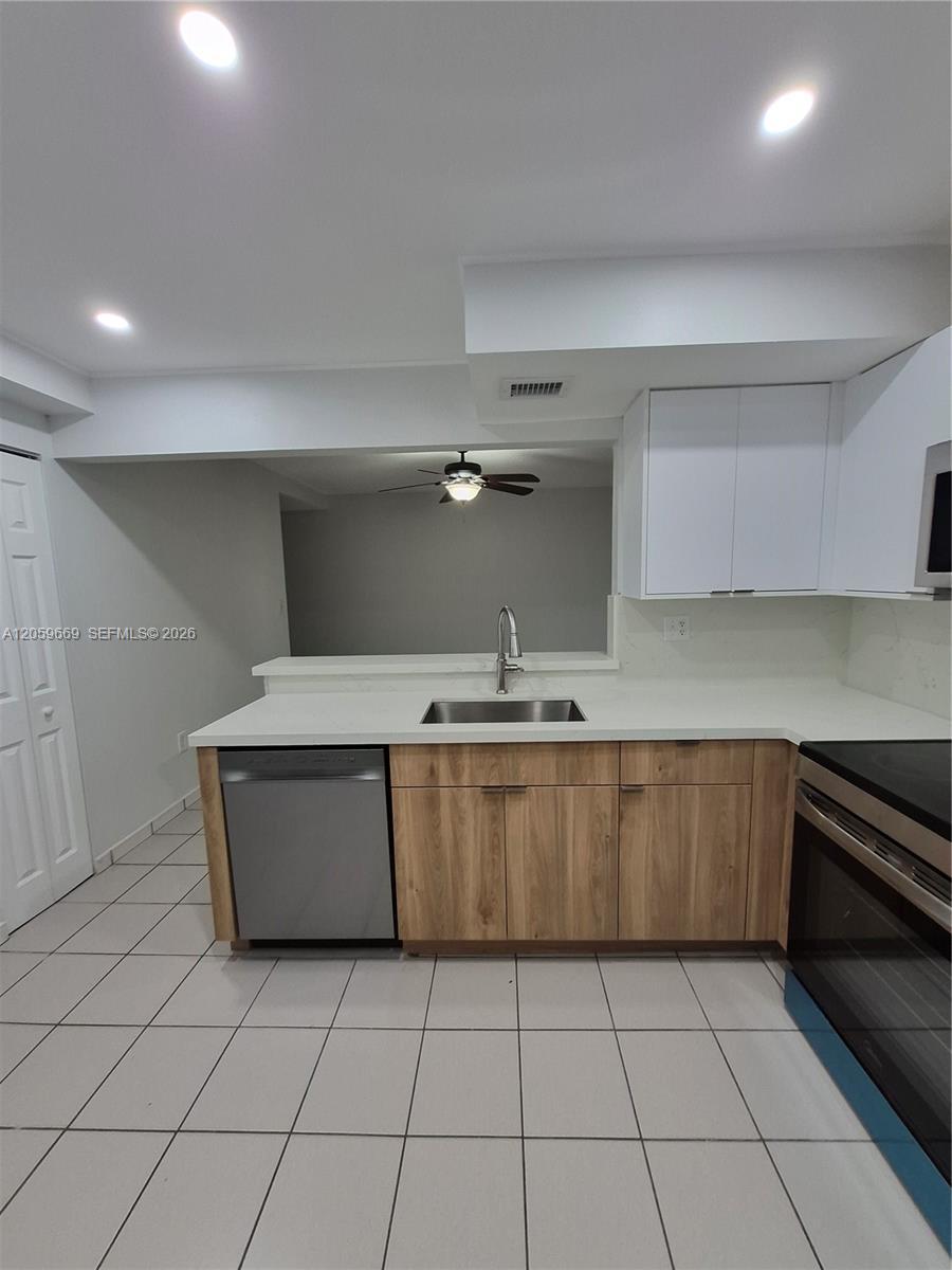 9447 Fontainebleau Blvd # 113, Miami FL 33172 photo 4