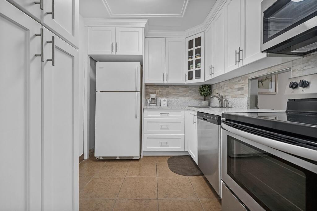 8280 SW 24TH Street # 7210, North Lauderdale FL 33068 photo 3