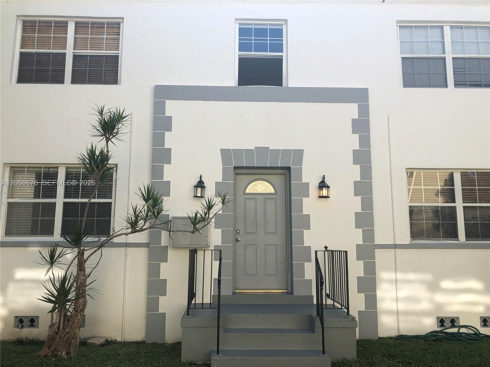 15 Sidonia Ave # 3, Coral Gables FL 33134 photo 2