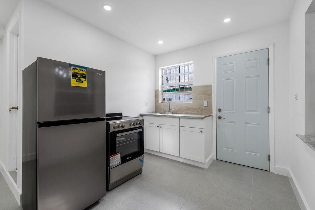 321 NW 21st Avenue # H, Miami FL 33125 photo 3
