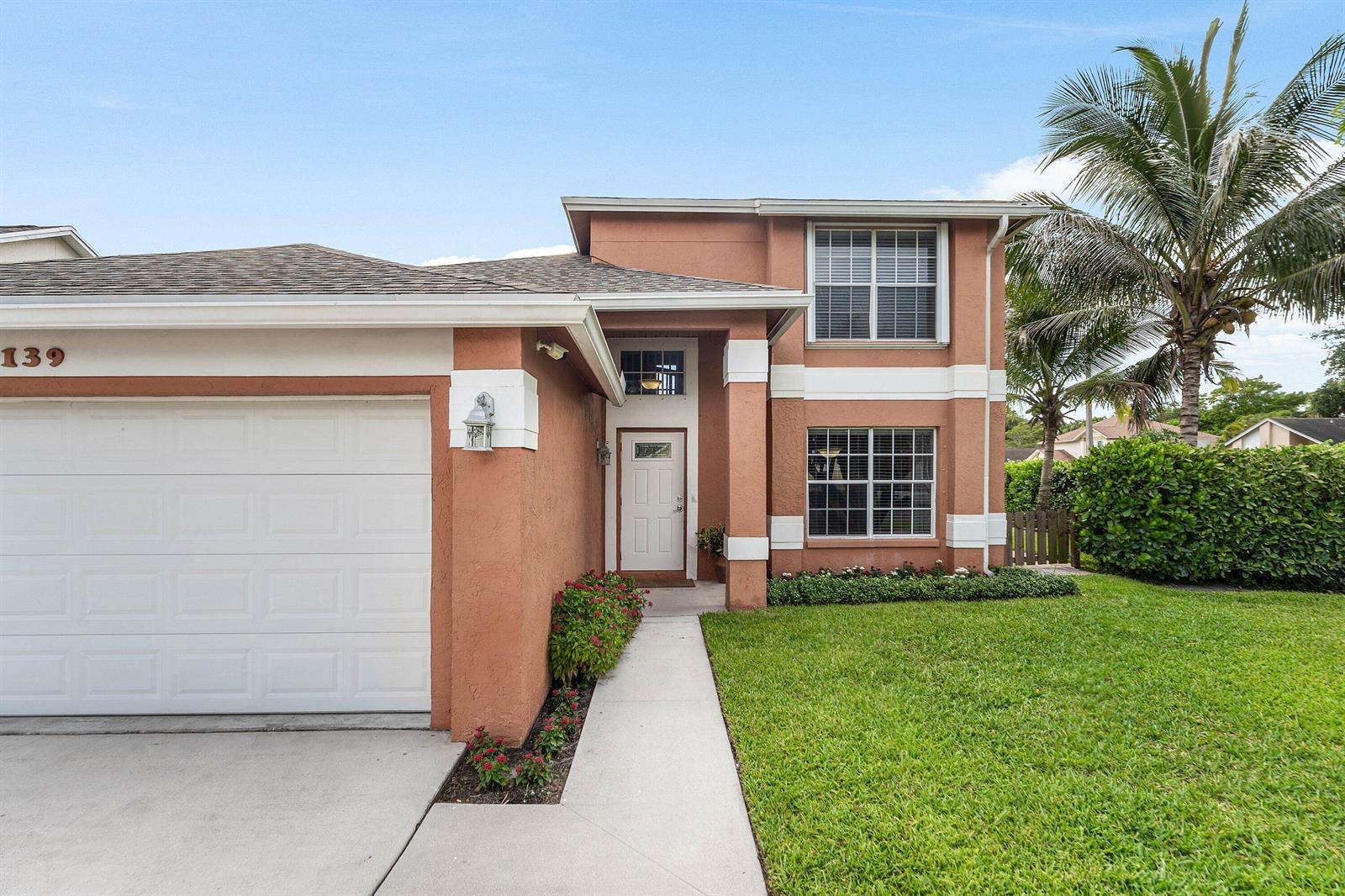 139 ROYAL PINE Circle S, Royal Palm Beach FL 33411 photo 4