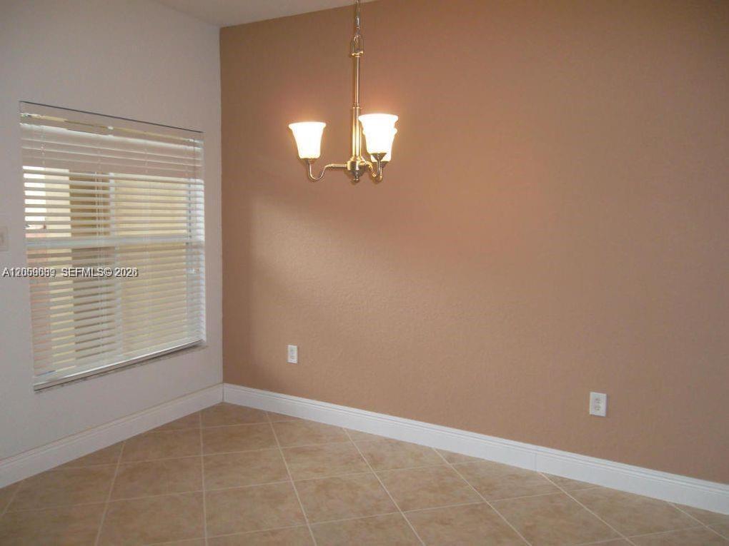 208 Lake Monterey Cir, Boynton Beach FL 33426 photo 4