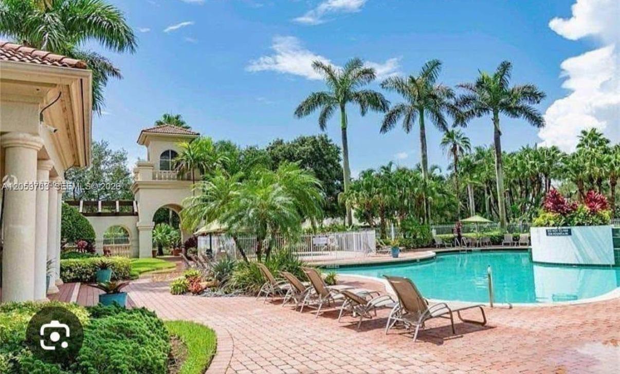 2200 NW 72nd Way # 2200, Pembroke Pines FL 33024