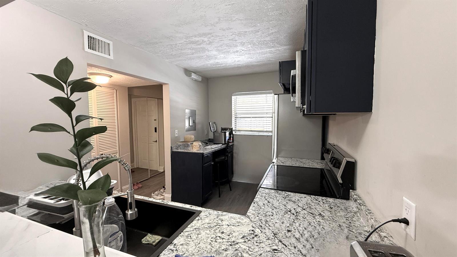 2925 SW 22nd Avenue # 203, Delray Beach FL 33445 photo 2