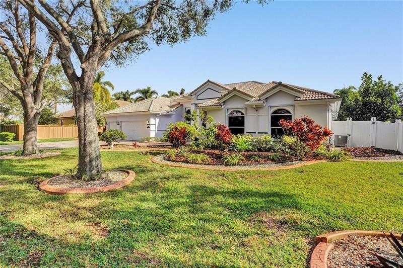 2030 SW 62nd Avenue, Plantation FL 33317 photo 4