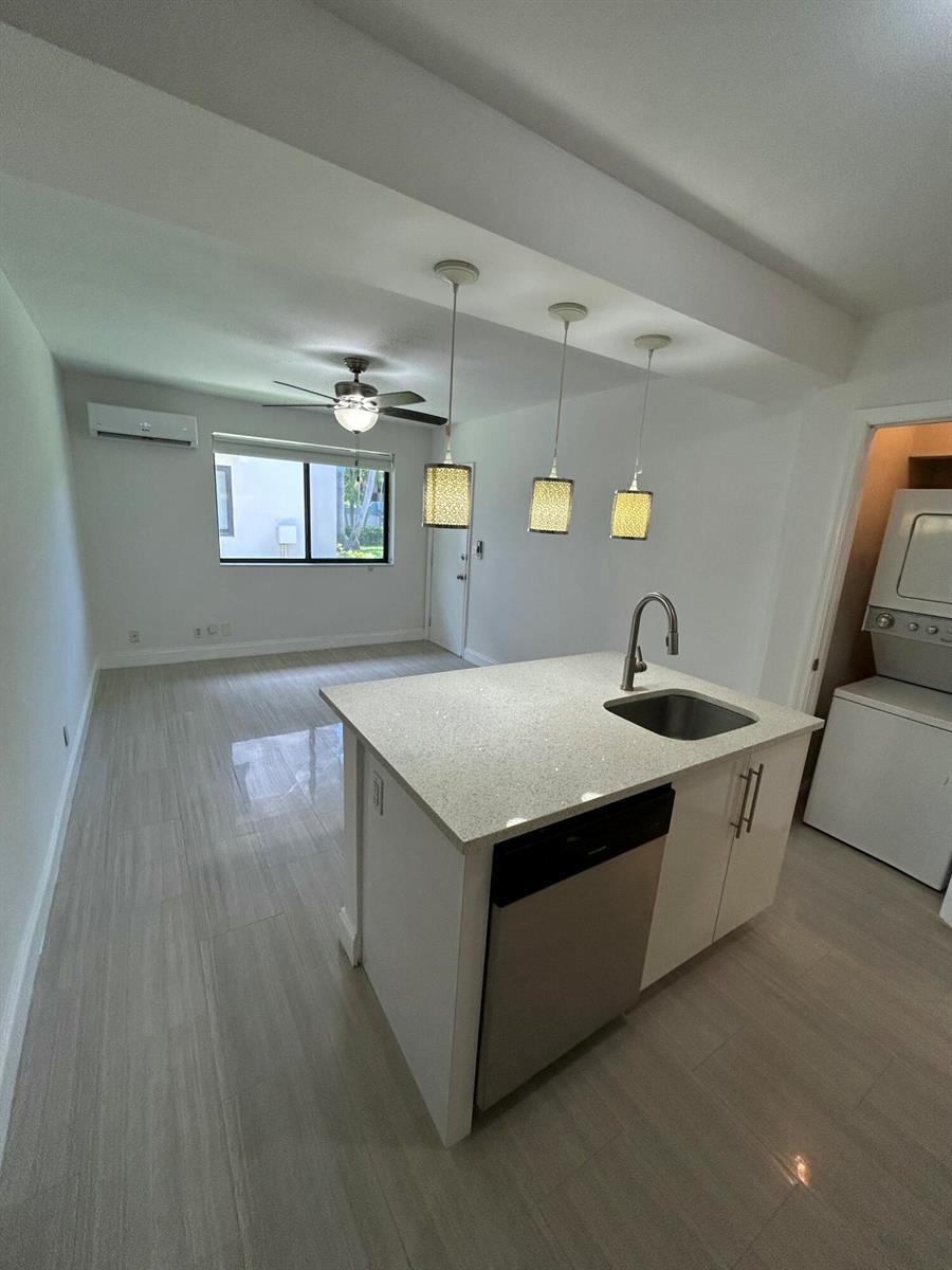 914 NE 15th Avenue # 1, Fort Lauderdale FL 33304