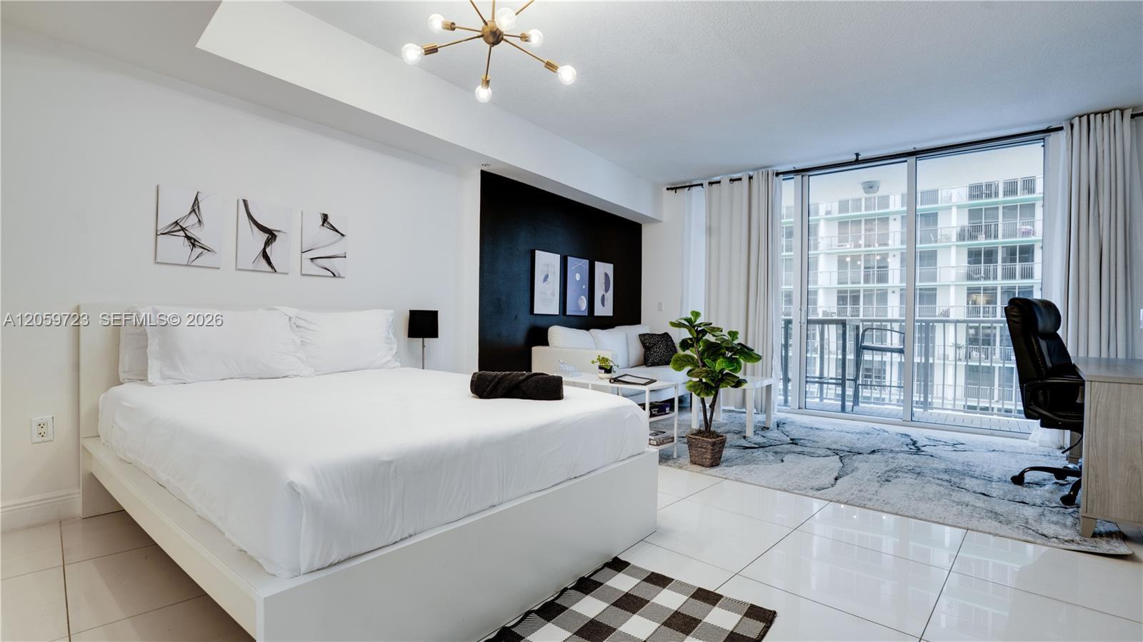 1750 N Bayshore # 2507, Miami FL 33132