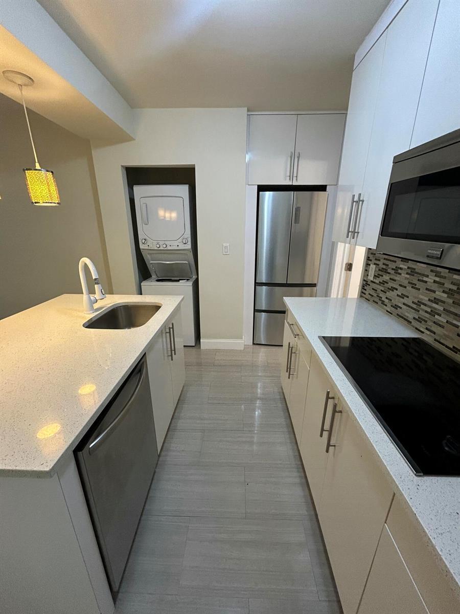 916 NE 15th Avenue # 3, Fort Lauderdale FL 33304